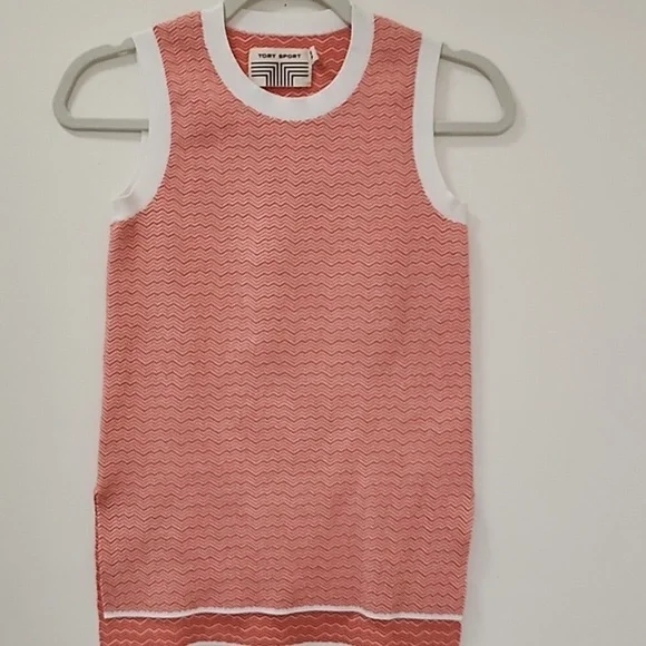 Tory Burch Sport Sleeveless Knit Top Orange White Chevron Size XS - Picture 3 of 17
